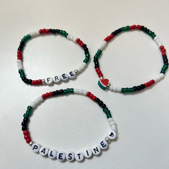 Free Palestine beaded bracelet set - Picture 3 of 6